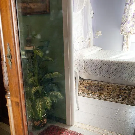 Del Tempo Stretto 3* אלבניה