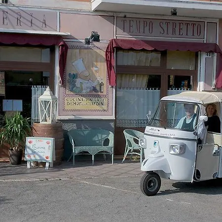 Del Tempo Stretto לינה וארוחת בוקר